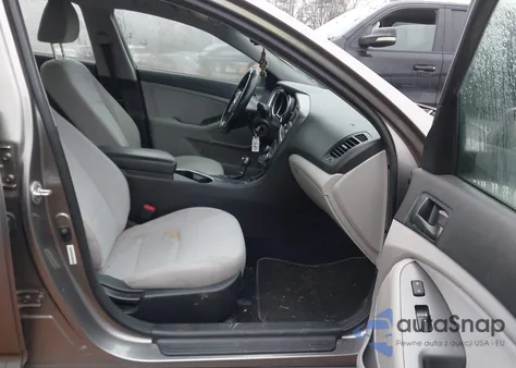 2015 Kia Optima Lx from USA, damaged, VIN 5XXGM4A71FG414286